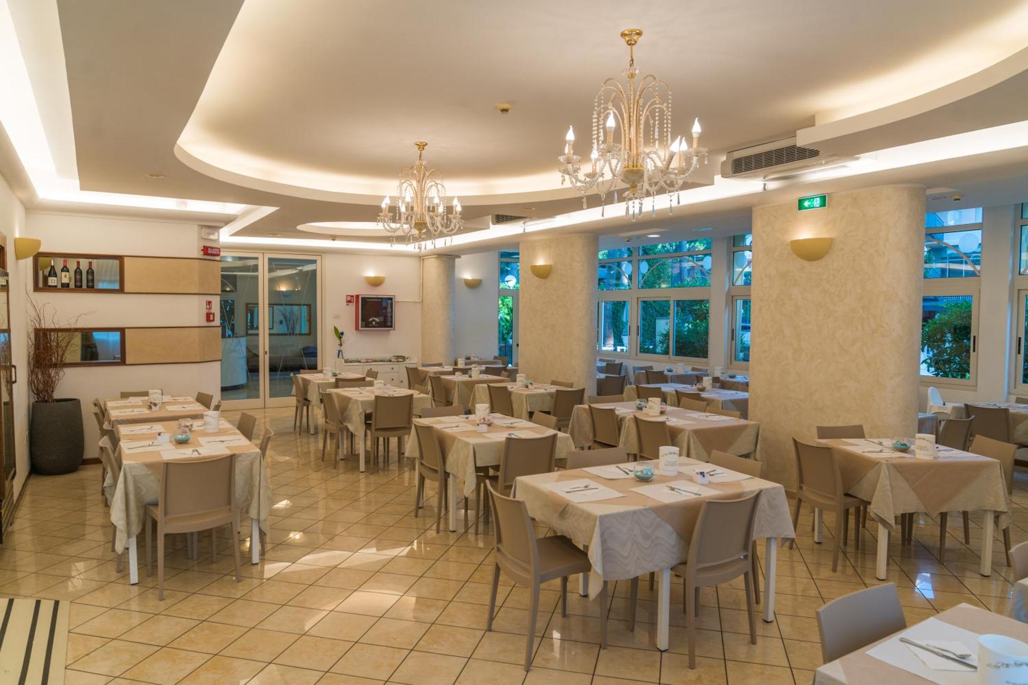 Hotel Europa Milano Marittima Exterior foto
