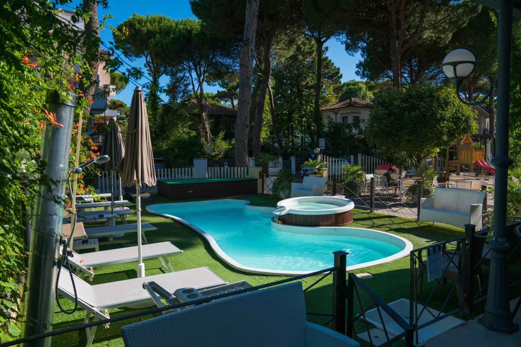 Hotel Europa Milano Marittima Exterior foto